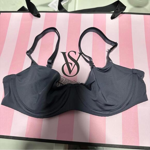 Victoria’s Secret Bralette - Picture 1 of 3